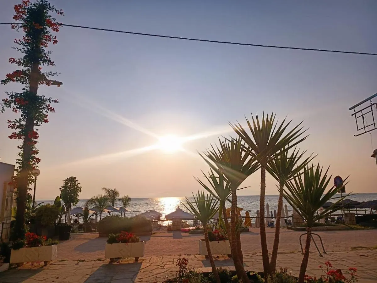 Studio Theano On The Beach Apartment Kallithea